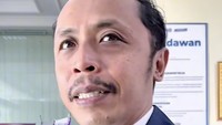 Alhamdulillah.... jika pada akhirnya saya nantinya menjadi Guru semoga pilihan itu, tidak menjadikan saya sebagai beban negara ya, tulis Furry Setya. (Foto: Instagram @furrysetya)