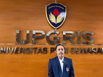 Keren! Furry Setya Lulus Sidang Skripsi: Tadinya Gak Pede Sekarang S.Pd