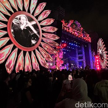 Jonas Bjerre Pamit dari MEW di LaLaLa Festival 2025