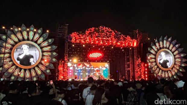 Jonas Bjerre Pamit dari MEW di LaLaLa Festival 2025