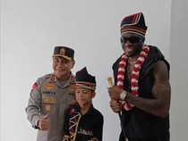 Rapper Melly Mike Bikin Tato Garuda di Kaki, Begini Wujudnya