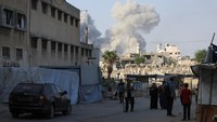 Serangan ini kembali menyoroti kondisi kritis di Gaza, di mana ketegangan politik dan militer telah mempengaruhi kehidupan jutaan penduduk sipil. REUTERS/Dawoud Abu Alkas
