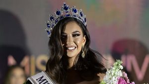 Foto Miss Universe Israel 2025 yang Dijuluki Miss Genosida