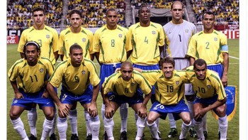 Kalau ini Spurs seakan menjadi timnas Brasil saat menghadapi City. Foto: X.com