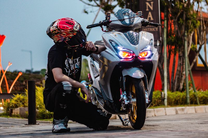 Modifikasi Yamaha Aerox Alpha dengan konsep Cyber Futuristic