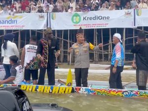 Melly Mike Ramaikan Pacu Jalur, Kapolda Riau Harap Budaya-Alam Terus Lestari
