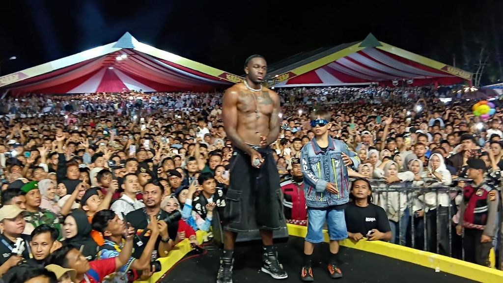 Combo Aura Farming, Melly Mike dan Rayyan Arkan Dikha Duet Tari Pacu Jalur