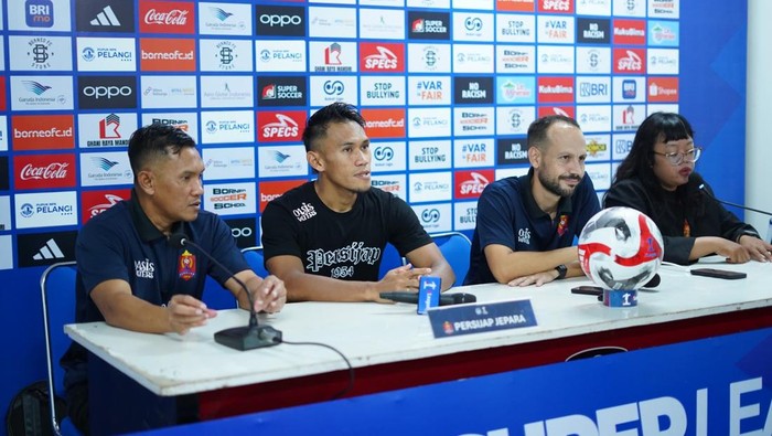 Persijap Jepara saat menggelar konferensi pers, Minggu (24/8/2025).