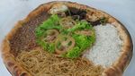 10 Potret Kombinasi Makanan Paling Absurd ala Netizen, Tertarik Coba?