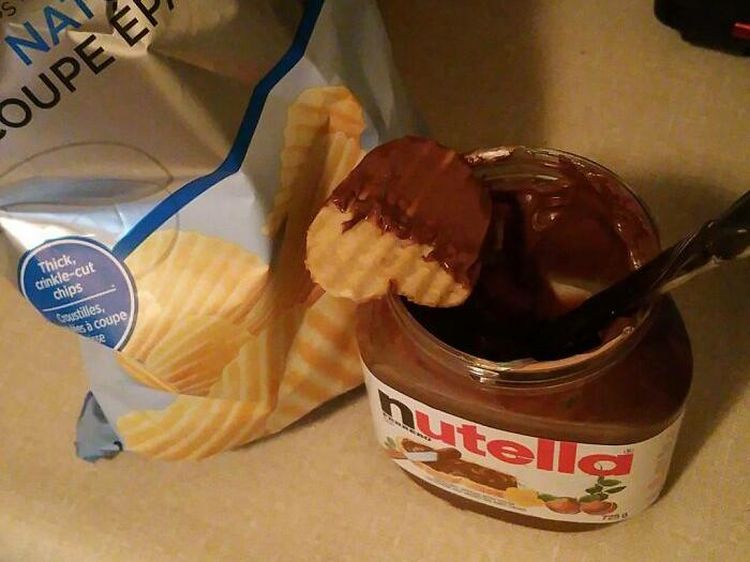 10 Potret Kombinasi Makanan Paling Absurd ala Netizen, Tertarik Coba?