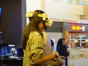 Viral! Pria Indonesia Lamar Kekasih Lewat Game VR, Bikin Netizen Baper