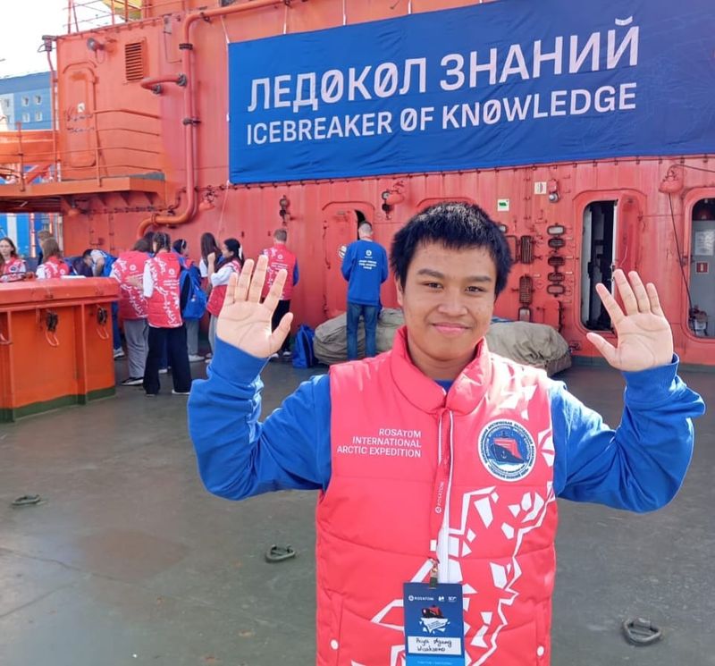 Priya Agung Wicaksono, siswa asal Indonesia di ekspedisi kapal pemecah es bertenaga nuklir Rusia ke Kutub Utara, 