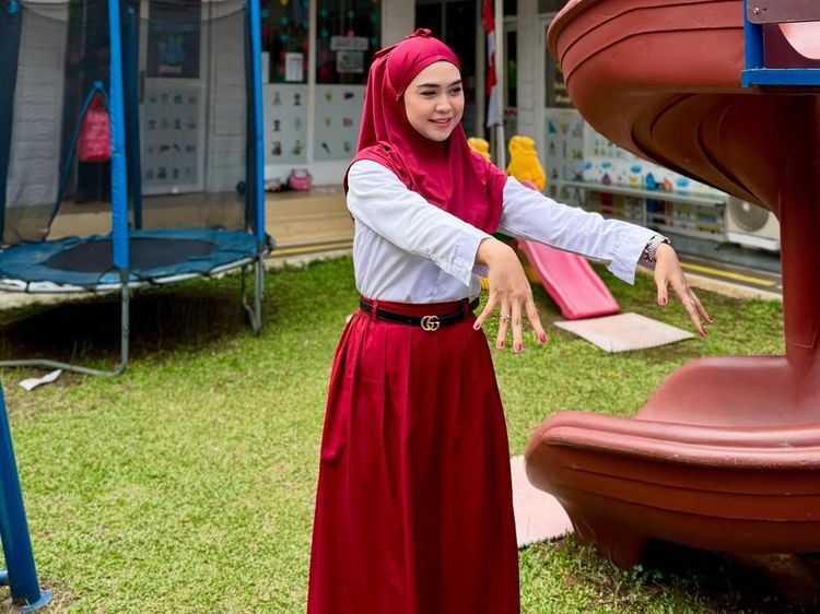 Penampilan Ria Ricis Lebih Glowing Usai ke Korea, Tepis Oplas