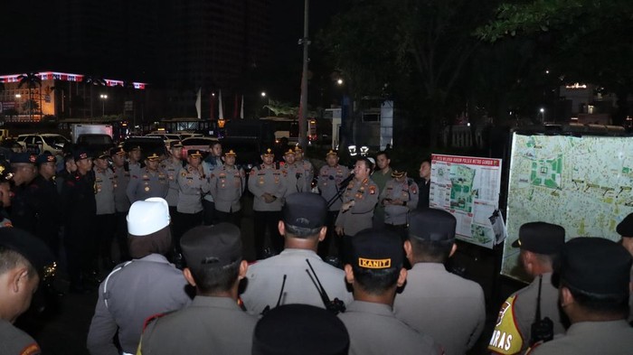 Sebanyak 703 polisi mengamankan pagelaran ajang lari maraton Merdeka Run 2025 di Istana Negara. (dok. Polres Jakpus)