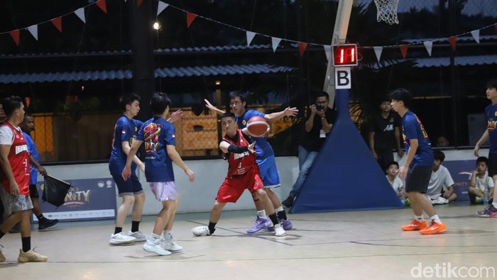 Semarak Kompetisi Basket Dukung Atlet Tuli Indonesia 3x3 Unity Cup digelar pada hari Sabtu (23/8/2025), di Maiin Gandaria, Jakarta Selatan. Acara ini akan memadukan energi anak muda, keseruan basket, serta kekuatan komunitas untuk mendukung Federasi Bola Basket Tuli Indonesia.