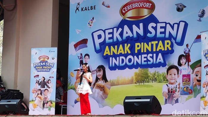 Suasana lomba menyanyi dalam Pekan Seni Anak Pintar di Taman Balekambang, Minggu (24/8/2025).