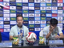 PSIM Gagal Menang Lawan Persib, Van Gastel Kritik Tambahan Waktu 10 Menit