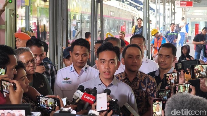 Wakil Presiden Republik Indonesia (RI), Gibran Rakabuming Raka, saat ditemui di Stasiun Solo Balapan, Minggu (24/8/2025).