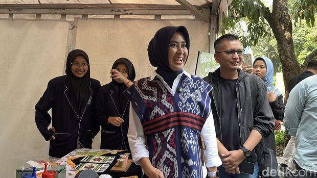 Wakil Wali Kota Solo hadiri Pekan Seni Anak Indonesia di Taman Balekambang, Minggu (24/8/2025)