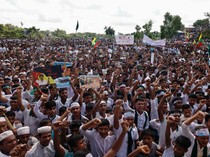Delapan Tahun Tanpa Kepastian, Rohingya Serukan Keadilan Lewat Aksi Damai