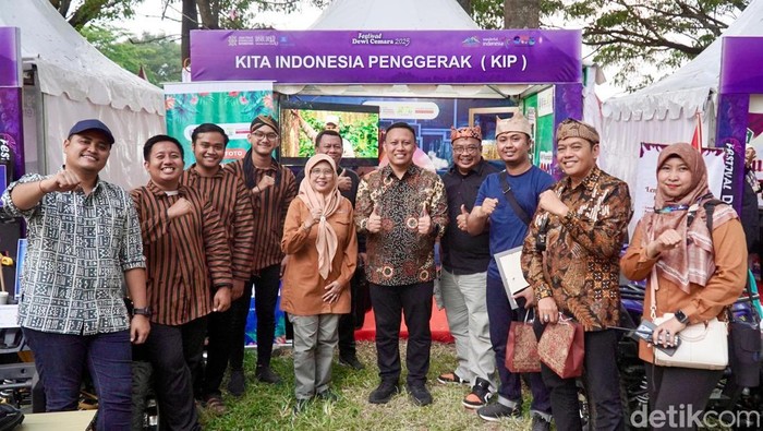 Founder KIP Foundation, Ari Kusuma, dalam acara Festival Dewi Cemara