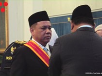 Haji Isam Dapat Gelar Bintang Mahaputera Utama dari Prabowo