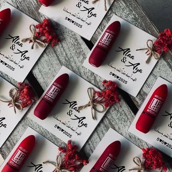 Ide souvenir lipstick cantik. Ide souvenir lipstick cantik.