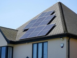Video: Awas! Panel Surya Ternyata Bisa Diretas