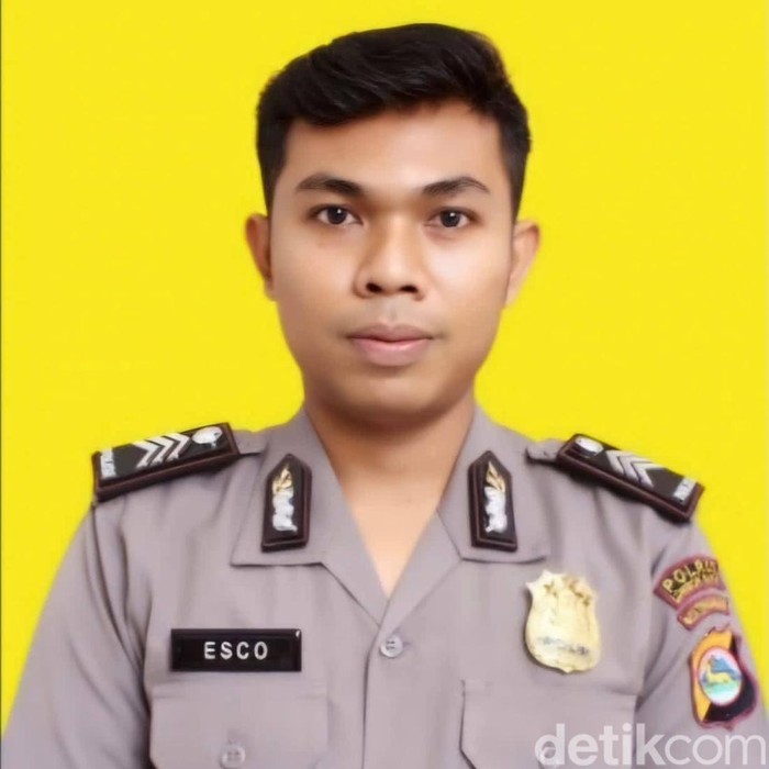 Intel Polsek Sekotong, Lombok Barat, Brigadir Esco Faska Rely, yang ditemukan tewas membusuk dengan leher terikat tali.