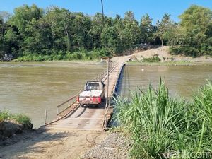 Jembatan Apung Kali Progo Dinilai Bahaya, Ini Saran Pemkab Bantul