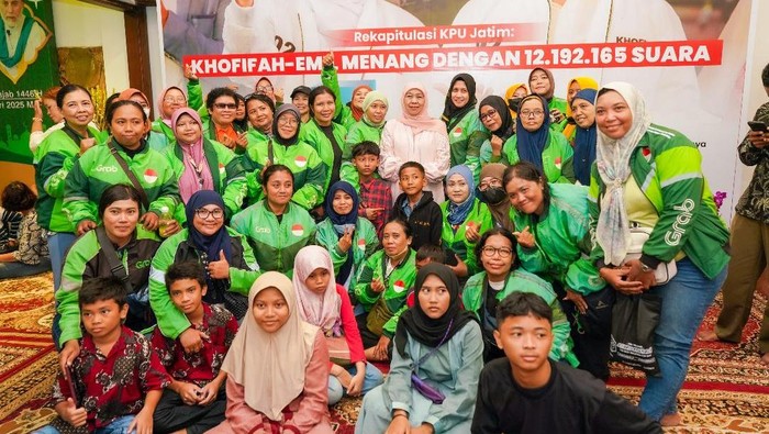 Khofifah bertemu pengemudi ojol