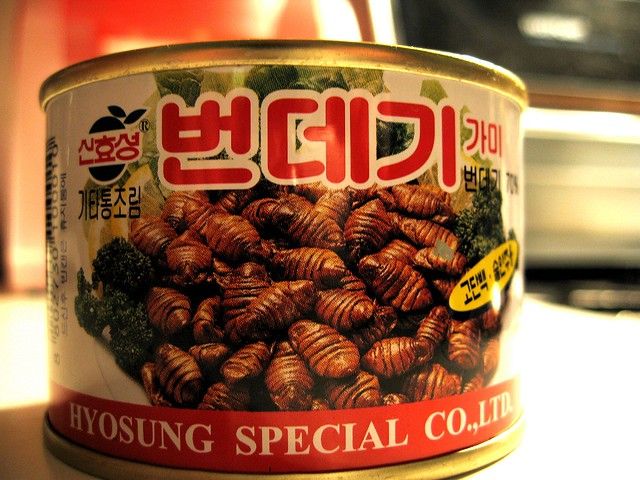 Beondegi (번데기) – Larva Ulat Sutra