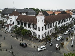 8 Aktivitas yang Bisa Dilakukan di Kota Lama Semarang: Sepedaan-Hunting Foto!