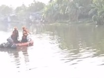 Seorang Kakek Tenggelam Saat Buang Air di Sungai Joyoboyo Surabaya