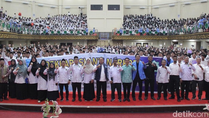 Mahasiswa UIN Suska Riau Deklarasi Anti Narkoba bersama BNN Pekanbaru (Dok Humas BNN Pekanbaru)