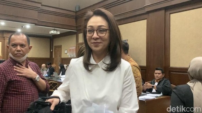 Mantan istri eks Direktur Utama PT Taspen, Antonius Nicholas Stephanus Kosasih atau ANS Kosasih, Rina Lauwy (Mulia/detikcom)