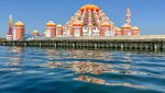 7 Masjid dengan View Laut yang Cantik dengan Bangunan Unik