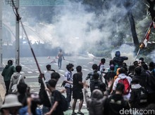 Kenapa Gas Air Mata Bikin Perih? Ini Kandungan dan Cara Efektif Mengurangi Efeknya