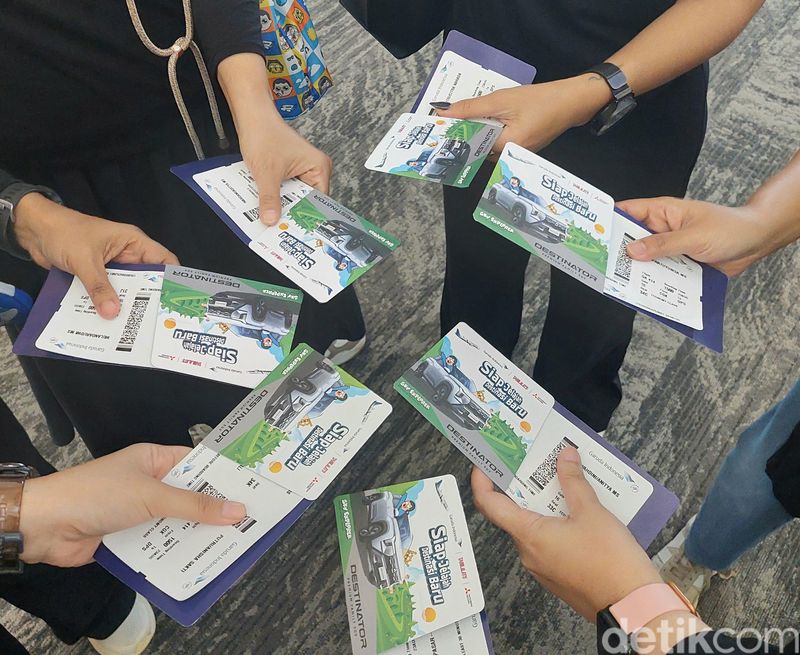 Mitsubishi Destinator X Garuda Indonesia-Tahilalats