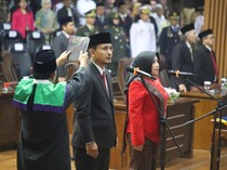 Sah! Sendi dan Nina Dilantik Jadi Anggota DPRD Kota Bandung