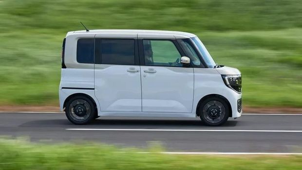 Nissan Roox 2025