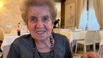 Gokil! Nenek 90 Tahun Jadi Food Vlogger Tertua yang Masih Aktif Masak
