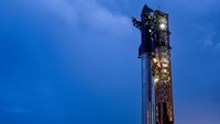 Peluncuran roket raksasa Starship SpaceX ditunda usai kendala teknis di fasilitas Starbase, Texas. Booster Super Heavy hanya sempat melakukan venting sebelum dihentikan.