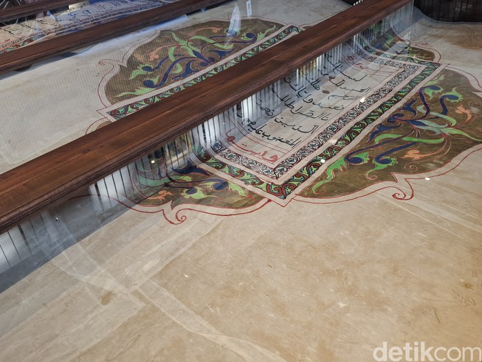 Perpustakaan Yusril Ihza Mahendra's Collection di FH UI, Depok, Jawa Barat.