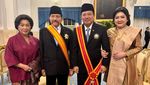 Momen Prabowo Beri Bintang Mahaputera Kepada Dokter Terawan