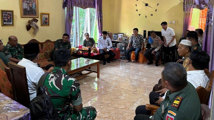 Proses mediasi kasus lakalantas picu oknum TNI lepaskan tembakan di Mapolres Selayar.