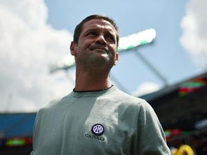 Inter Vs Torino: Debut Chivu Dibayangi Rekor Kurang Sip Pelatih Asing