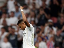 Luis Figo Puji Mbappe, Sebut Mirip Ronaldo Nazario