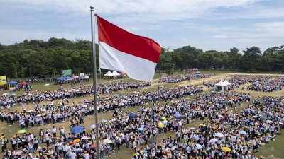 Universitas Jambi Ukir Prestasi, Raih 4 Rekor MURI di PKKMB 2025
