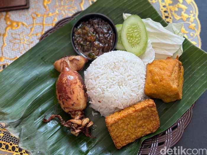 Warung Oyot.